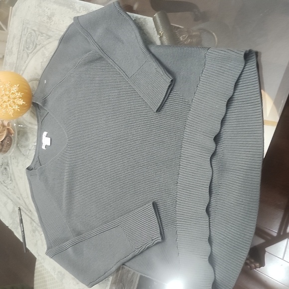 Athleta Hanover V-Neck Sweater Merino wool Blend oversized knit MIST GREY S - Picture 4 of 8